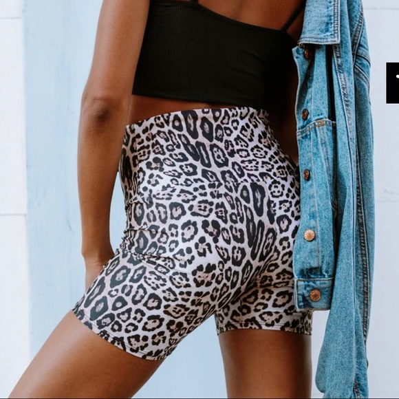Onzie Pants - Onzie leopard biker short mini Xs